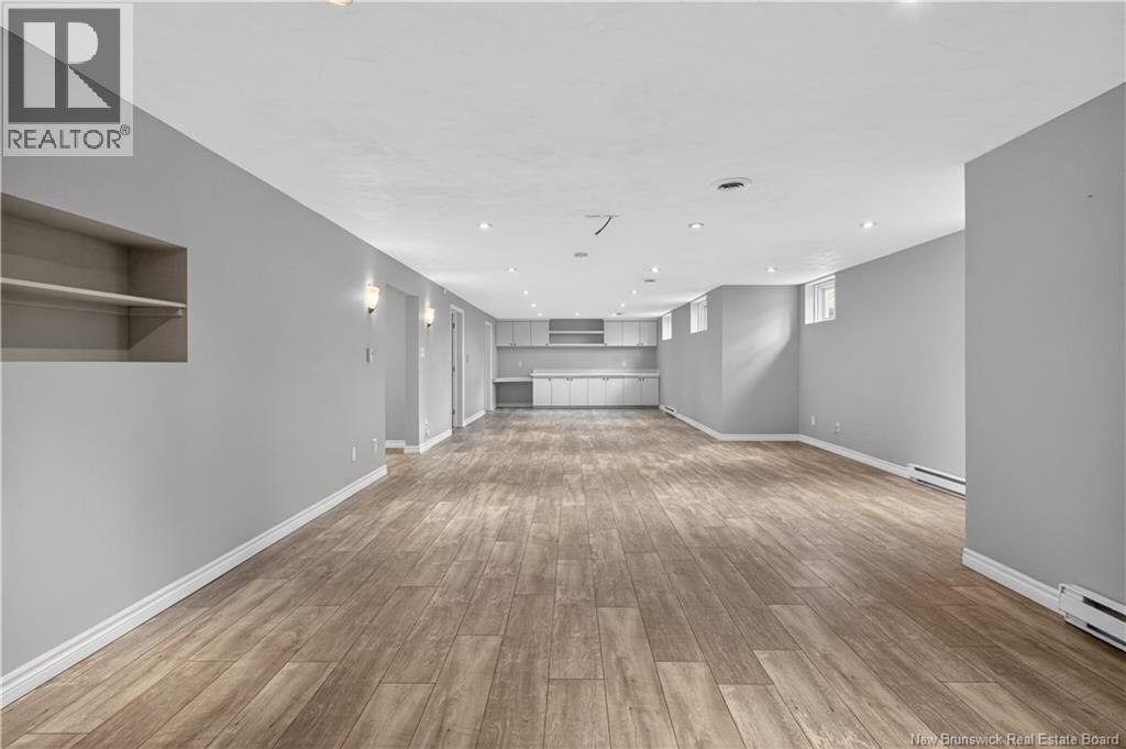 228 Lady Guinevere Street - 30