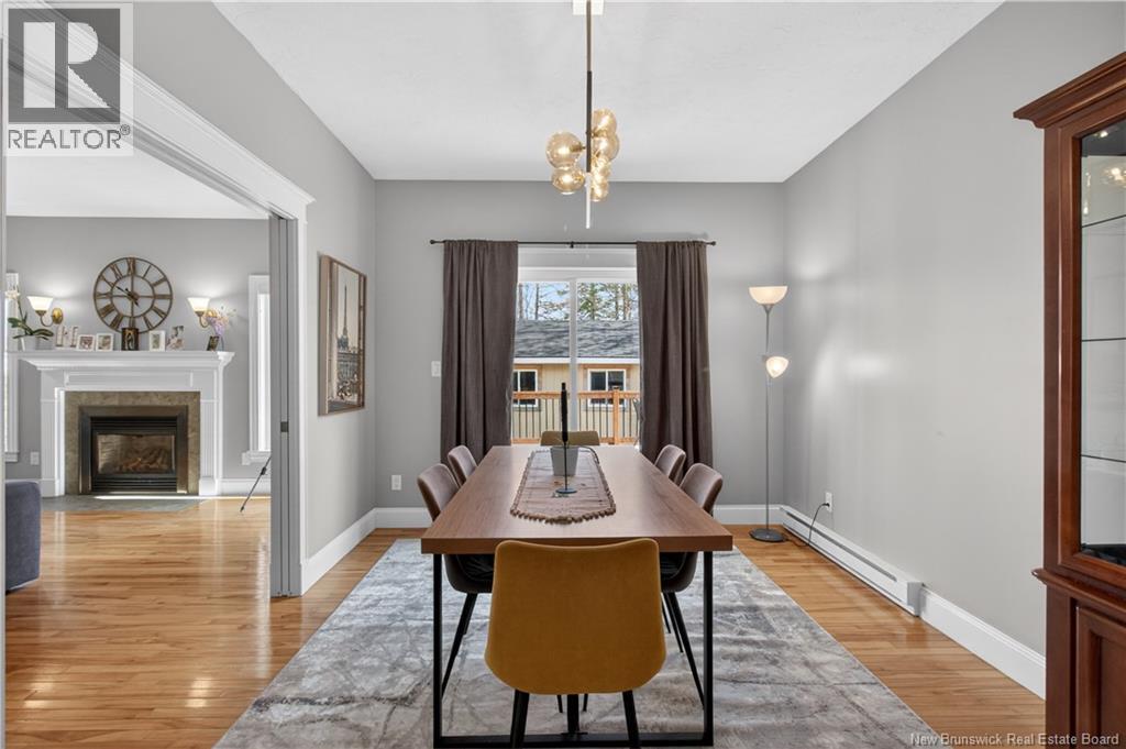 228 Lady Guinevere Street - 10