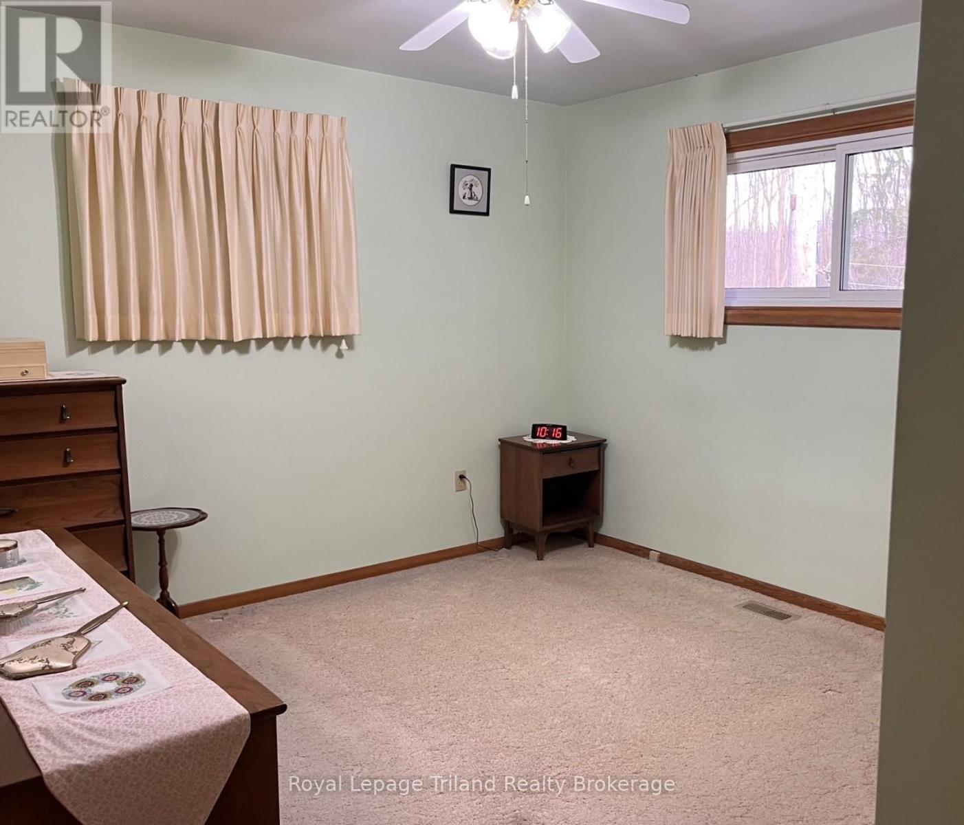16 BROCK STREET W — photo 10
