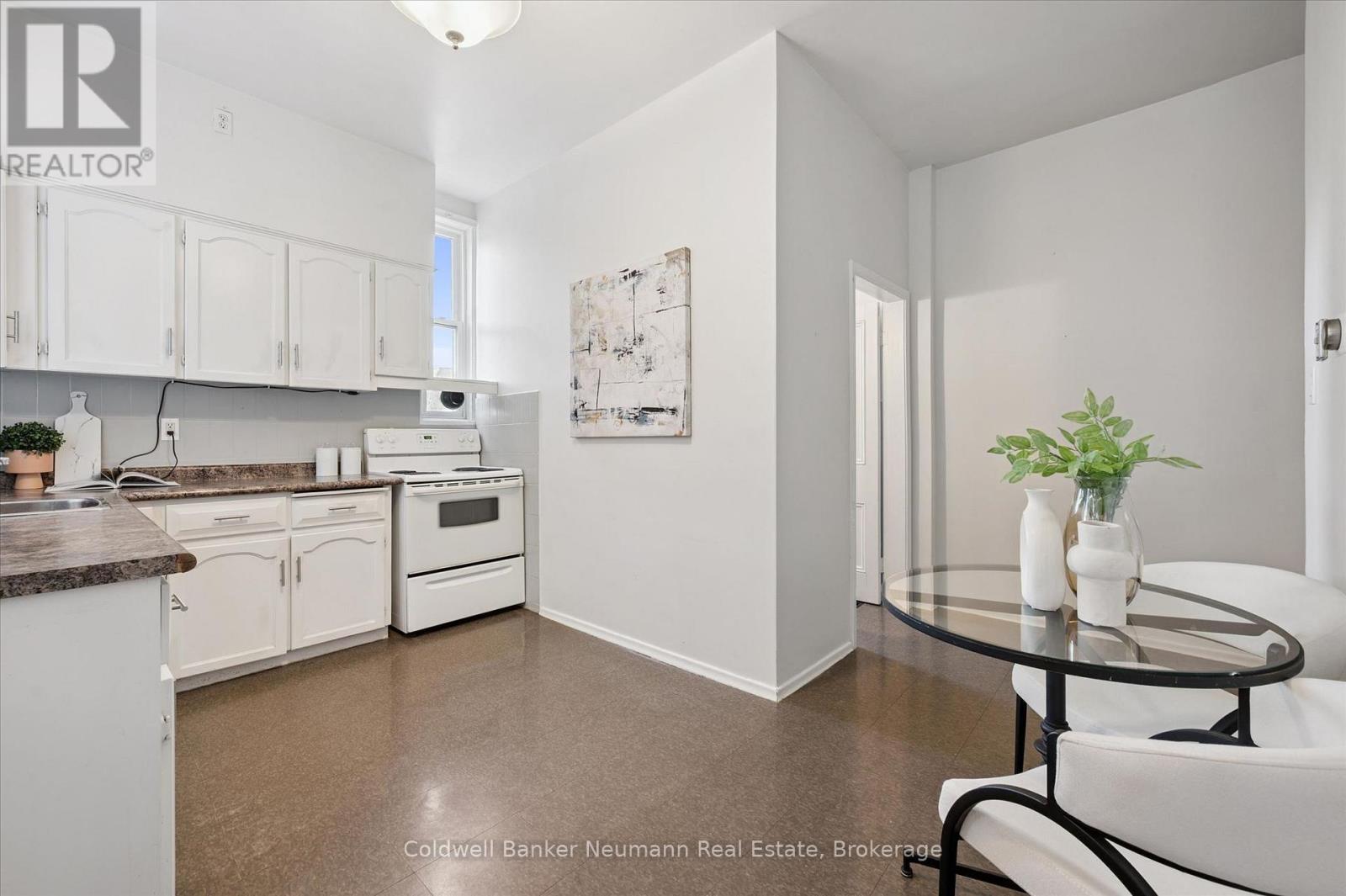 7 CAMBRIDGE STREET - 11