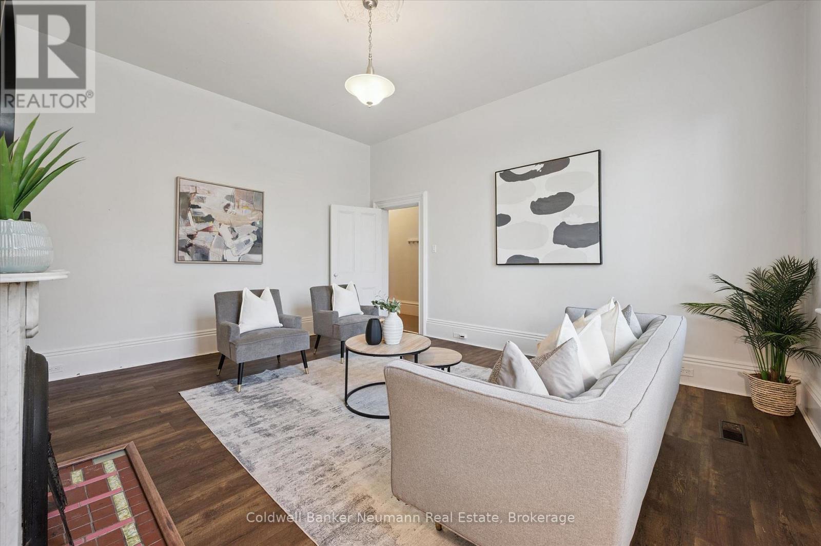 7 CAMBRIDGE STREET - 31