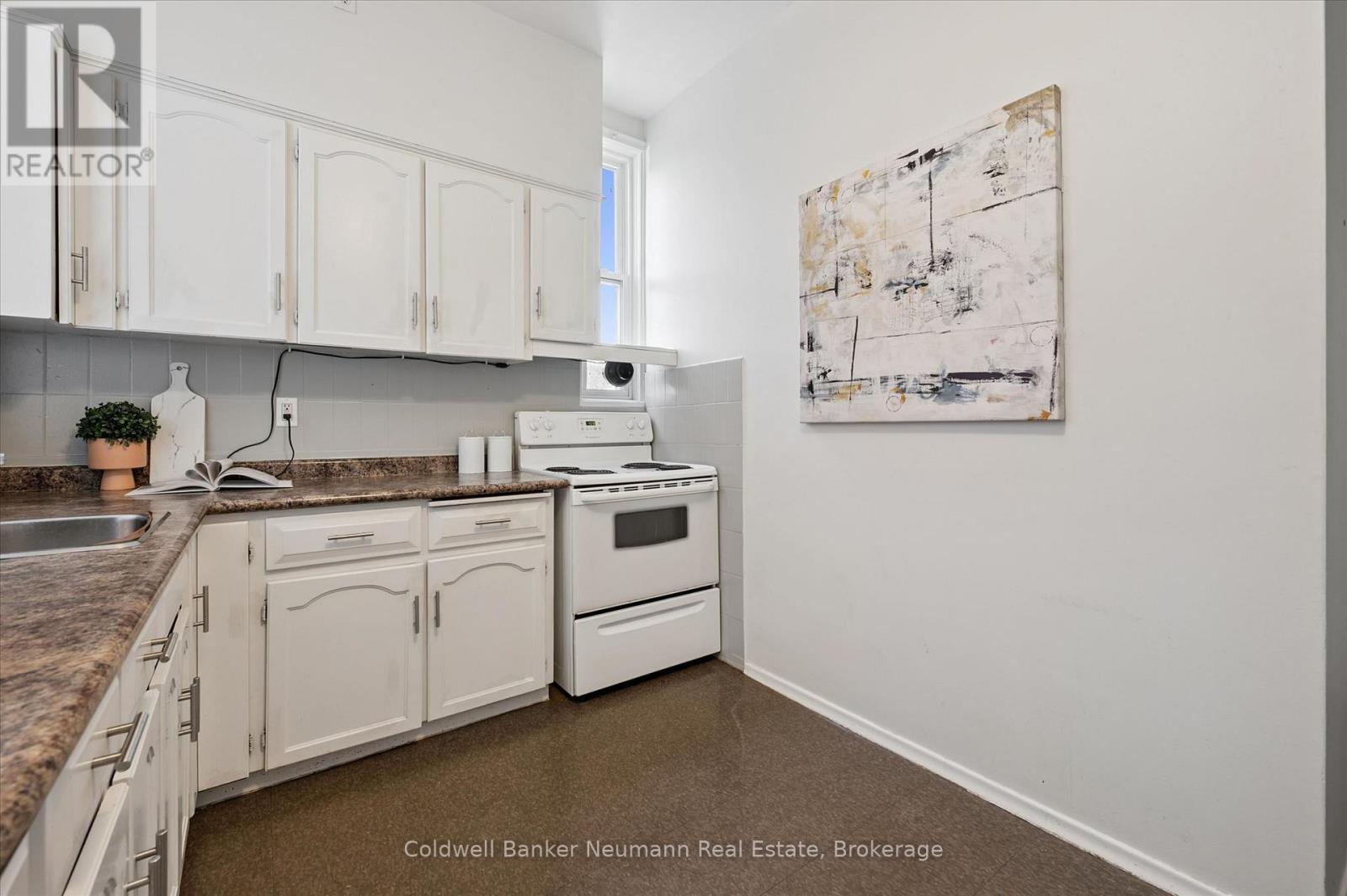 7 CAMBRIDGE STREET - 9