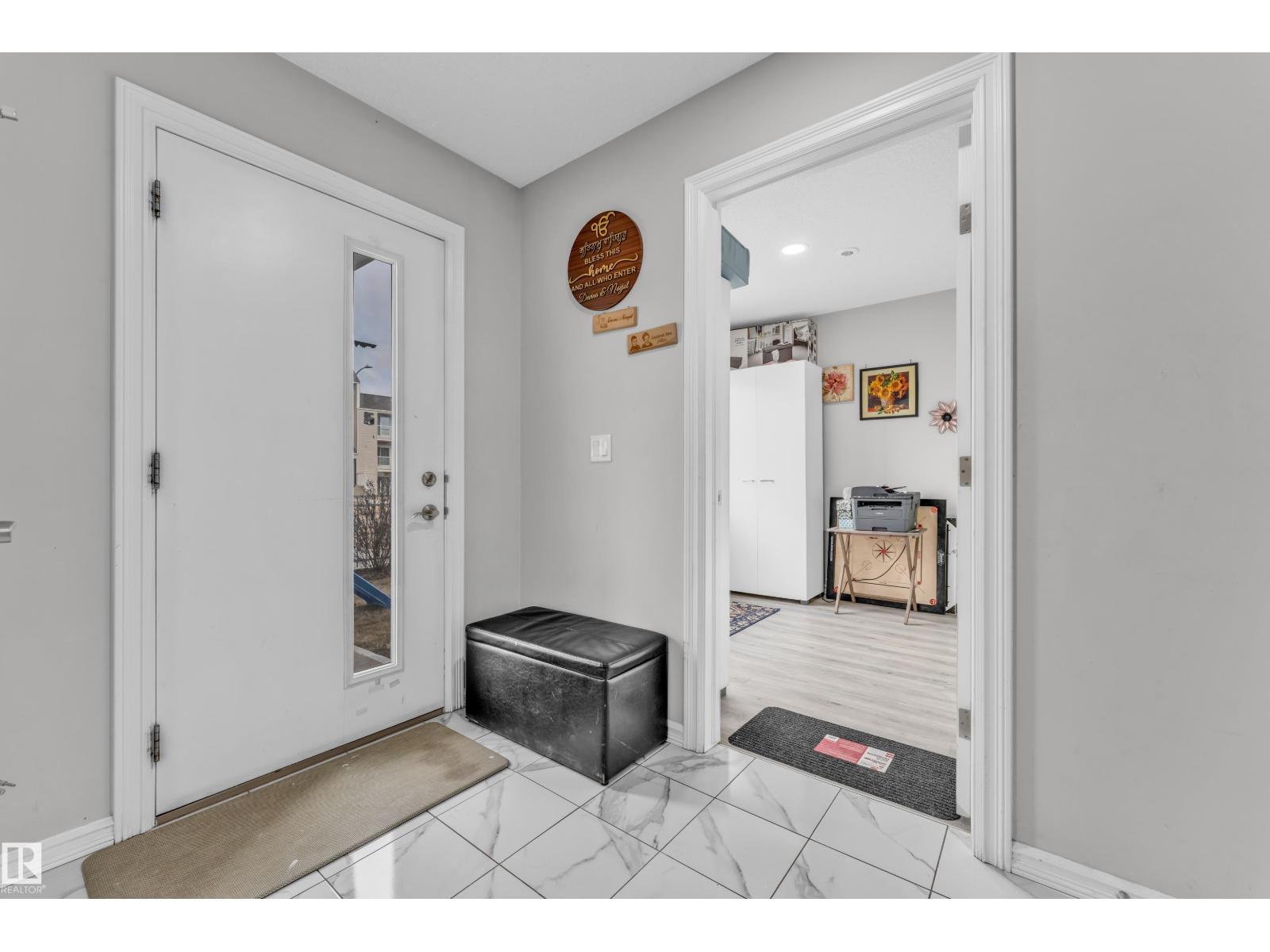 #61 215 SADDLEBACK RD NW, Edmonton