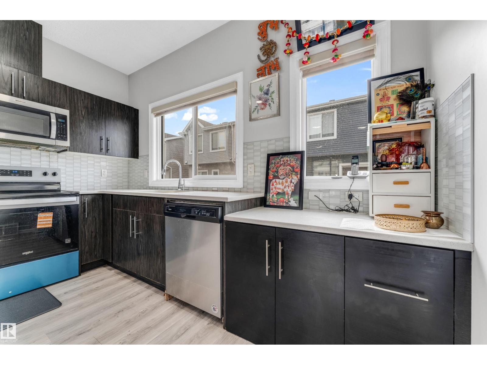 #61 215 SADDLEBACK RD NW, Edmonton