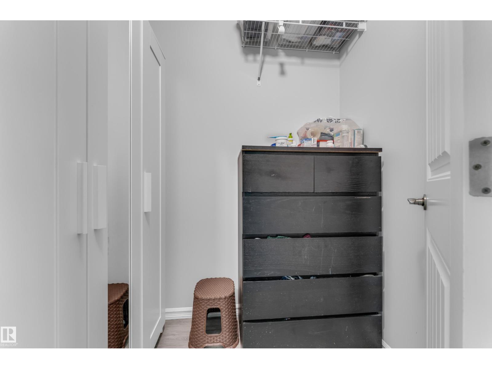 #61 215 SADDLEBACK RD NW, Edmonton