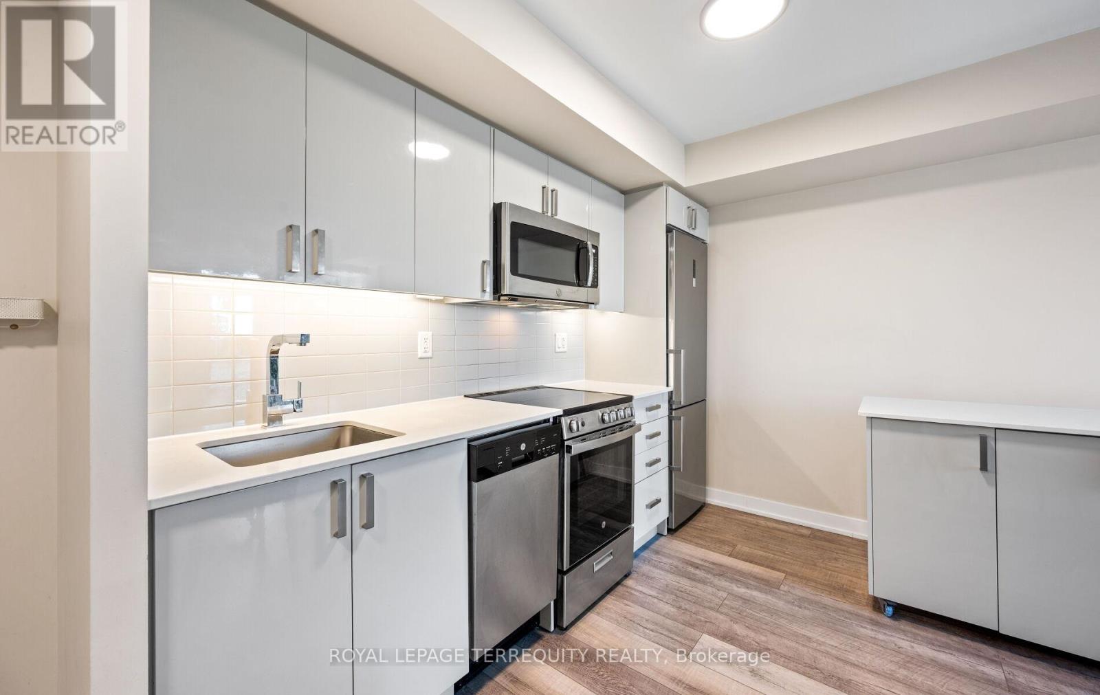#414 38 MONTE KWINTER COURT - 5