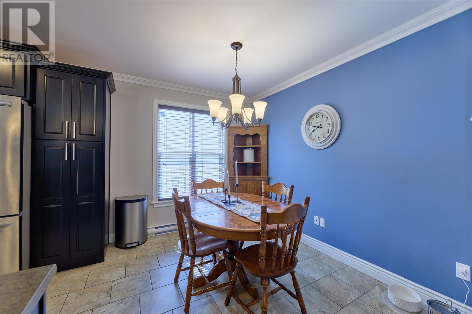 14 Scott's Road N - 11