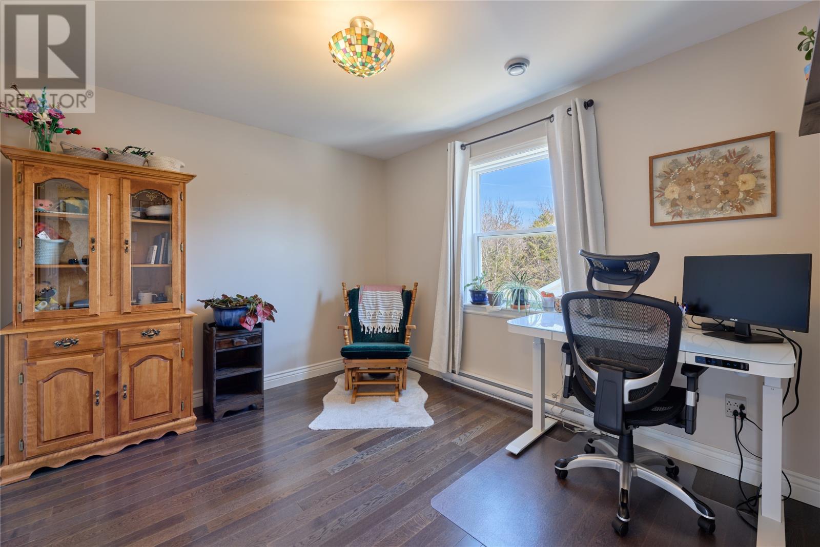 14 Scott's Road N - 22