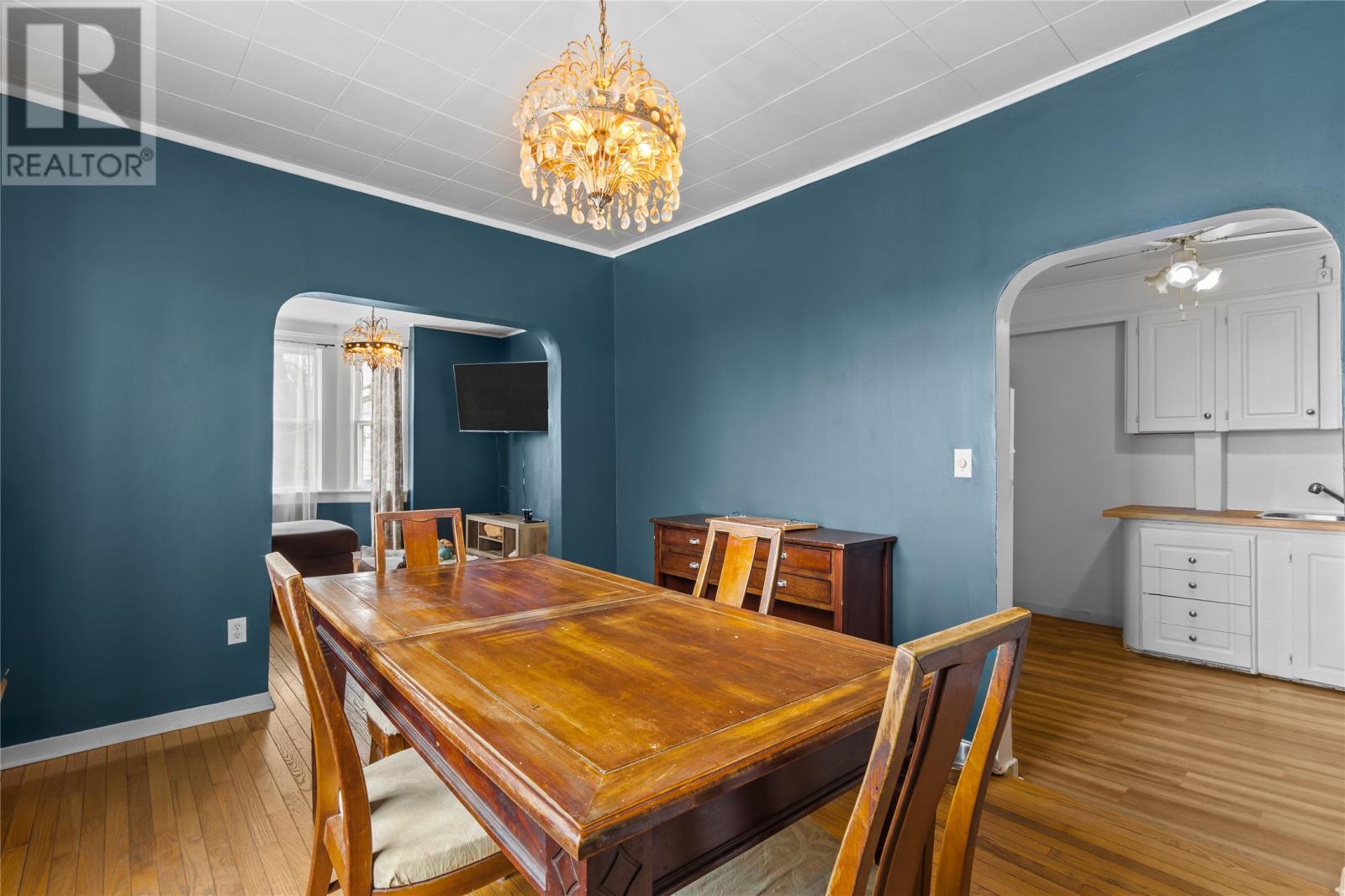 100 St. Clare Avenue - 10