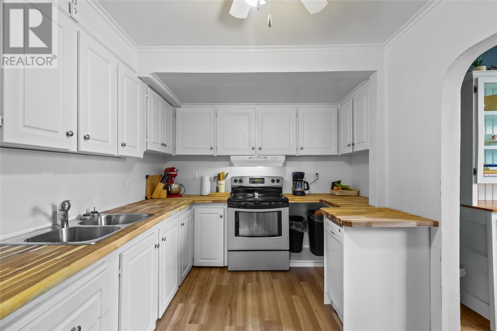 100 St. Clare Avenue - 6