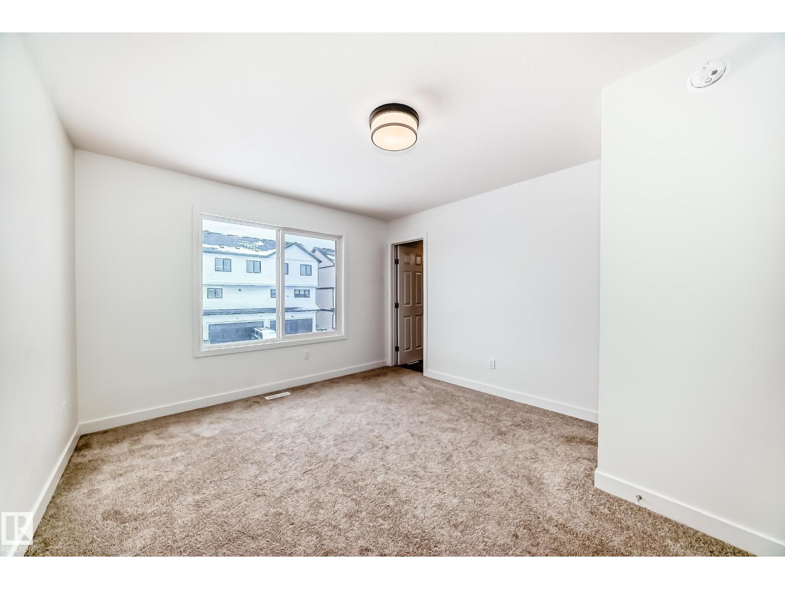 4611 177ave NW, Edmonton