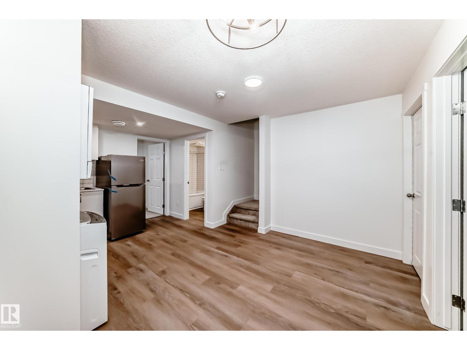 4611 177ave NW, Edmonton