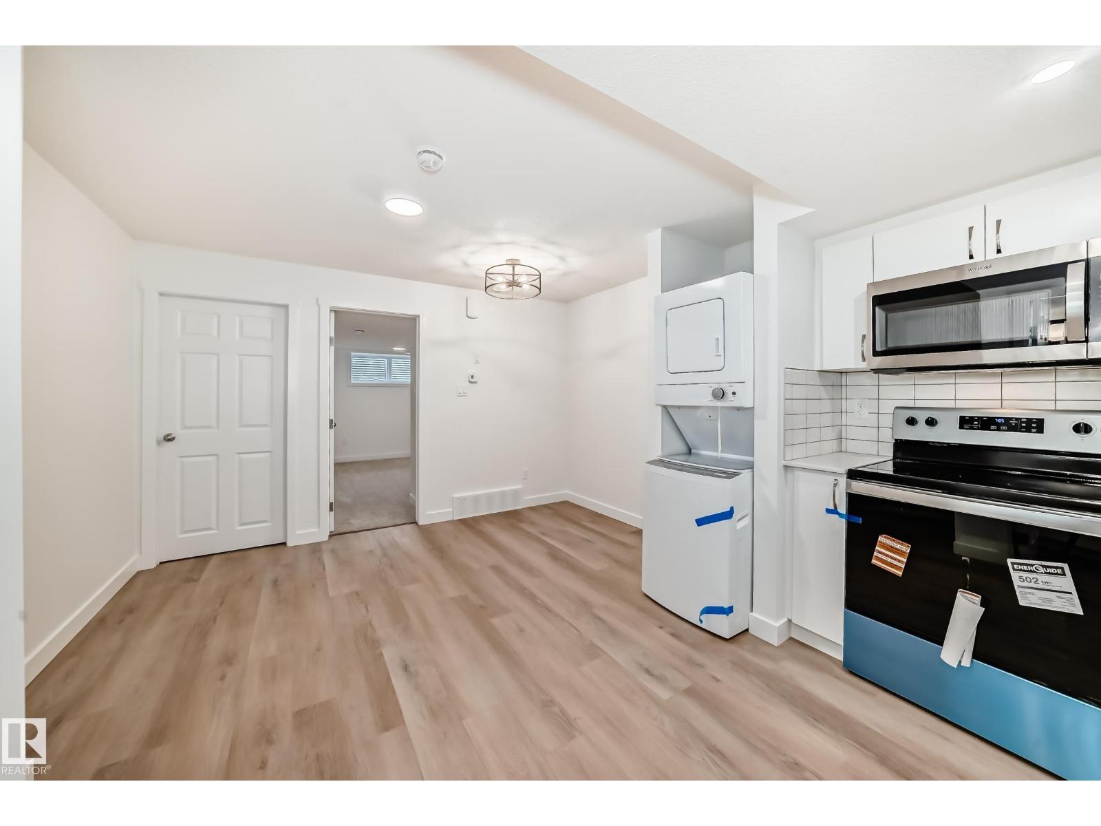 4611 177ave NW, Edmonton