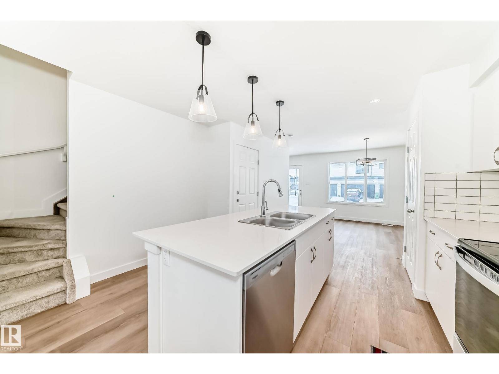 4611 177ave NW, Edmonton