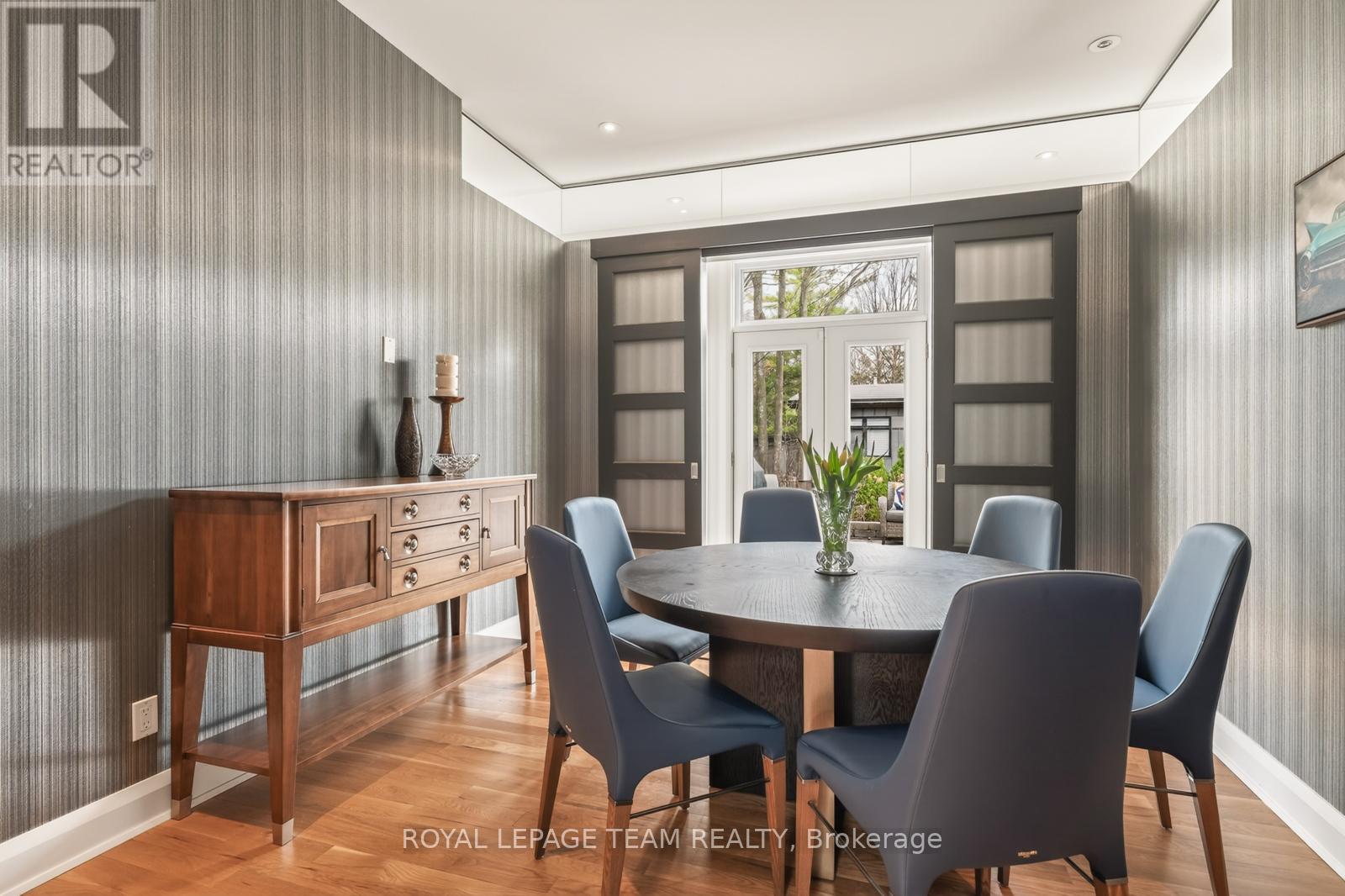 17 KAYMAR DRIVE - 12