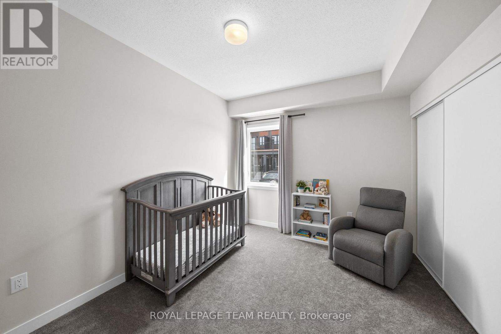 722 PARNIAN PRIVATE — photo 18