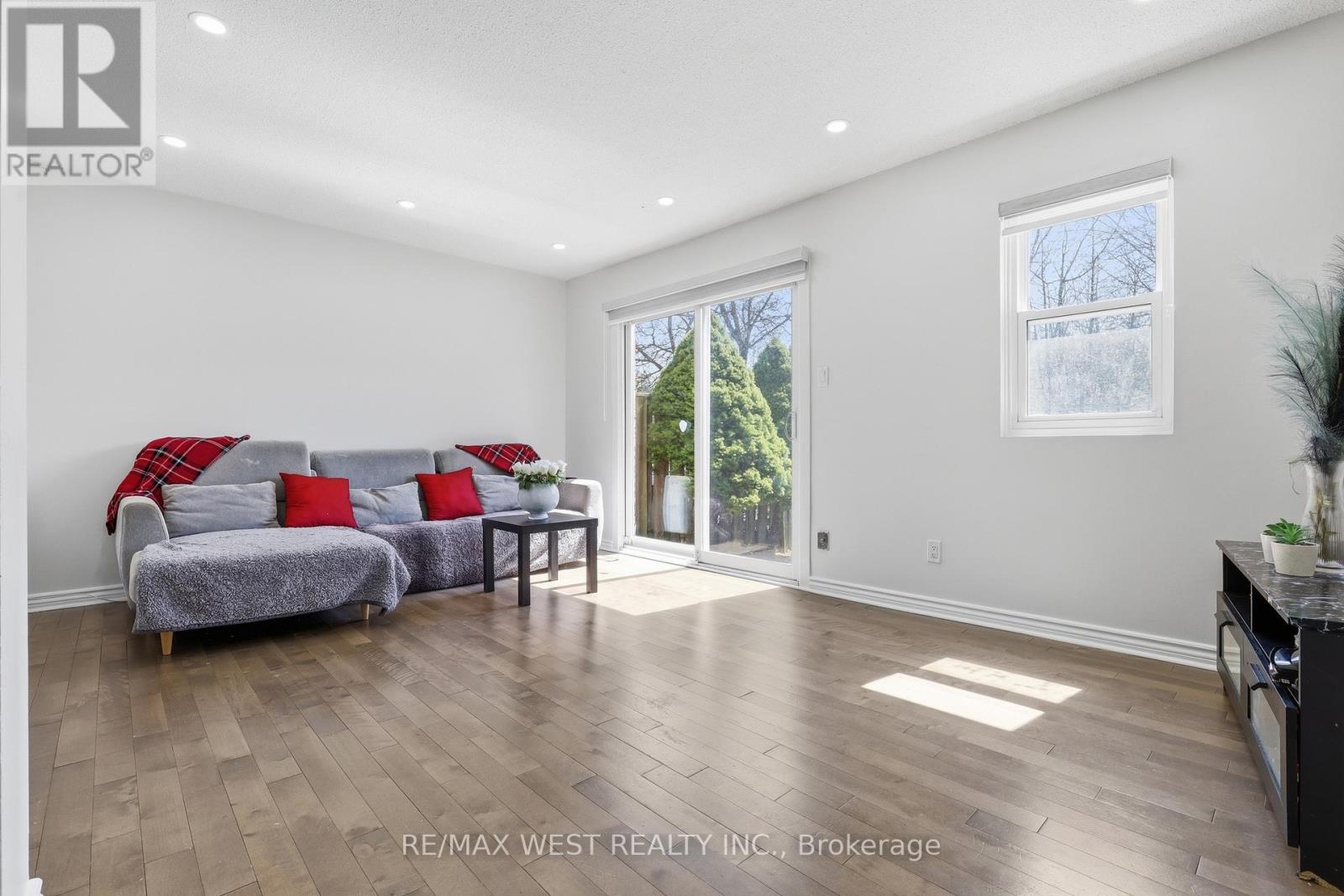 #1 151 WICKSON TRAIL - 10
