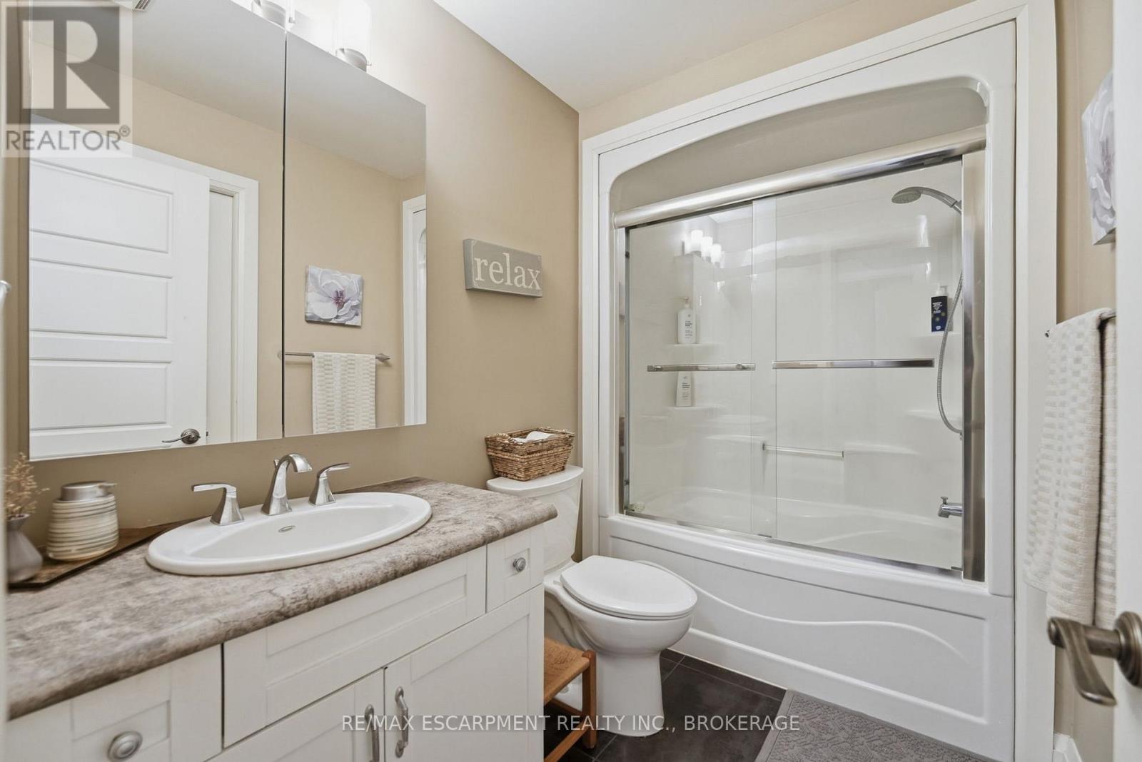 #26 7 GIBSON PLACE - 24