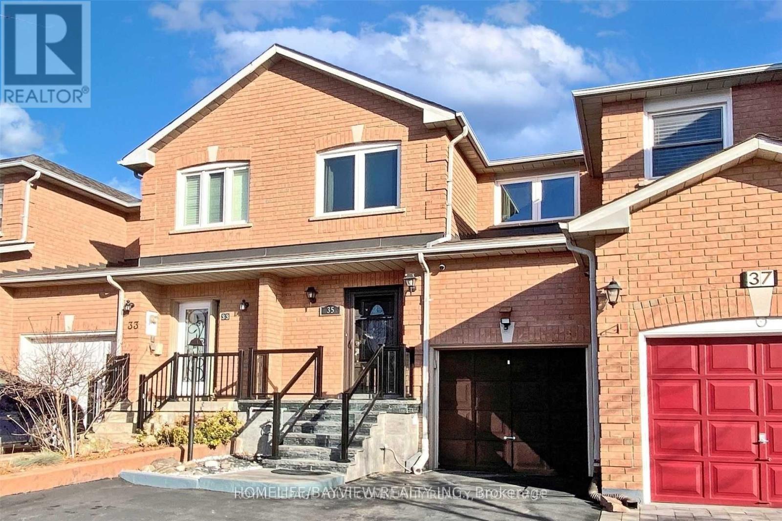Listing photo of 35 WEDGEWOOD (FIRST AND SECOND FLOOR) PLACE