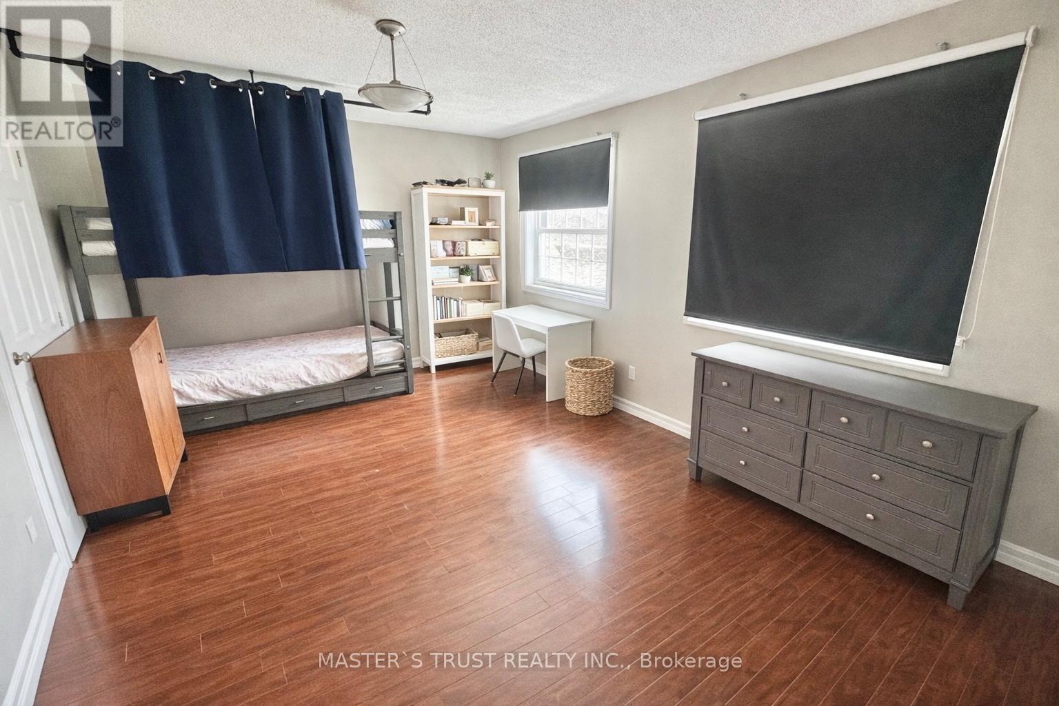 112 KRIEGHOFF AVENUE — photo 13