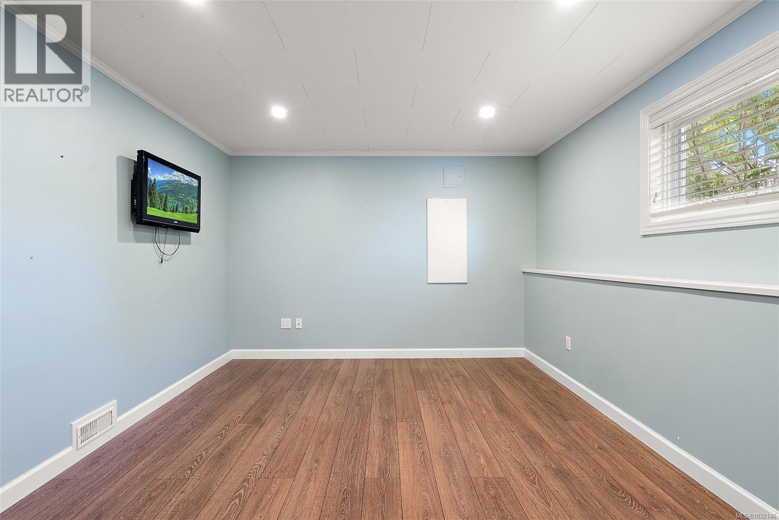  1885 Skylark Place, Saanich