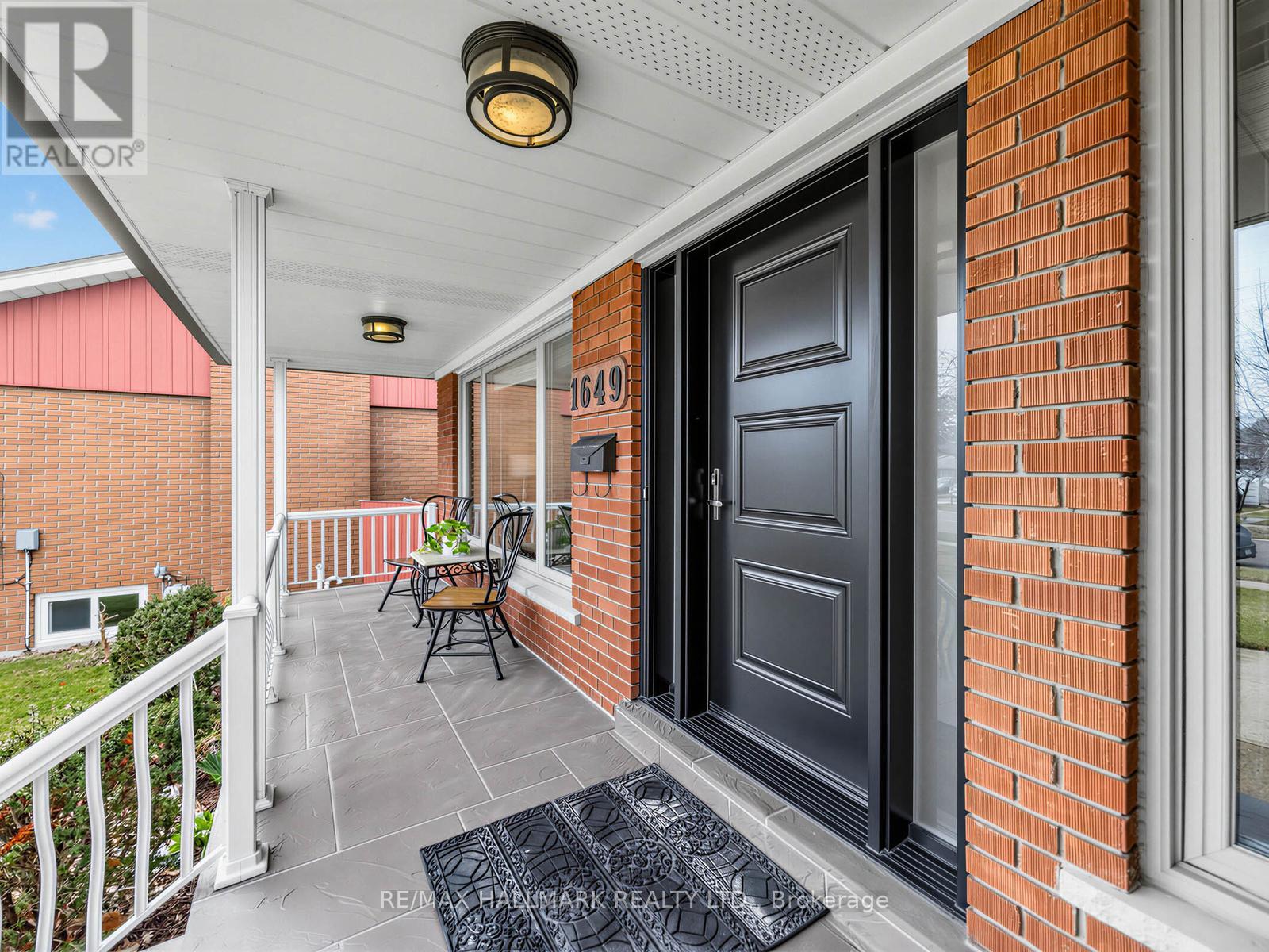 1649 CARLETTA DRIVE, Mississauga (Lakeview), Ontario, L4X1E6 — Photo 3