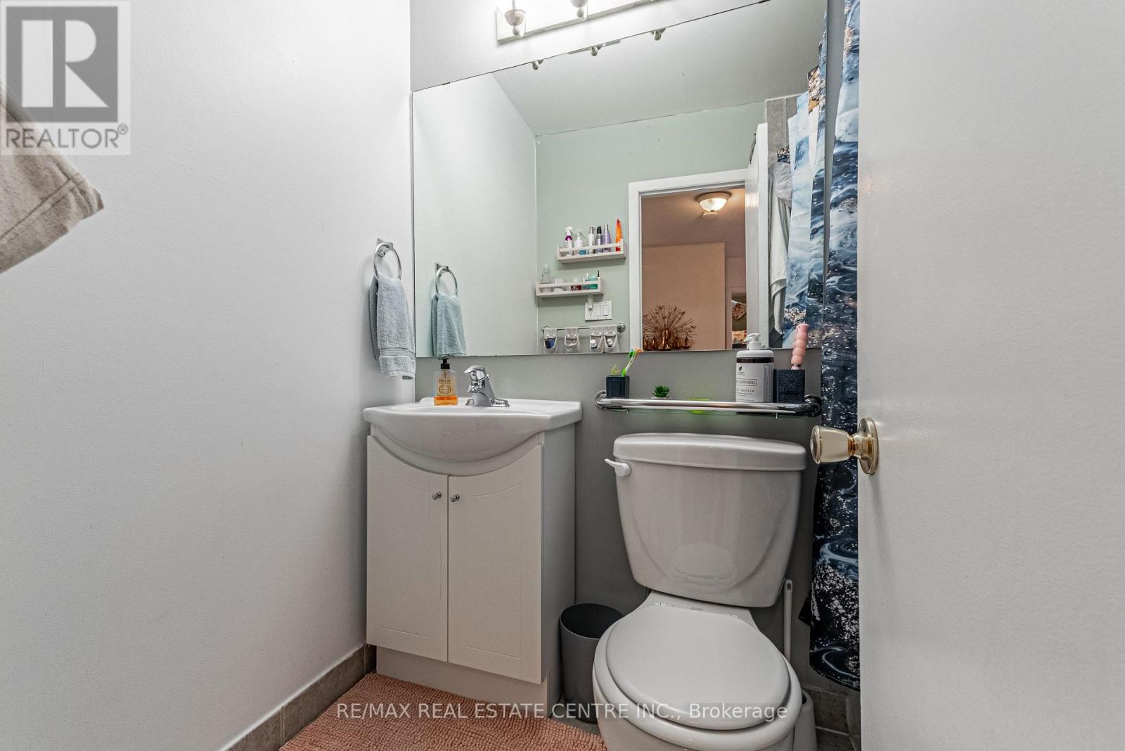648-654 FRANCIS ROAD S - 16