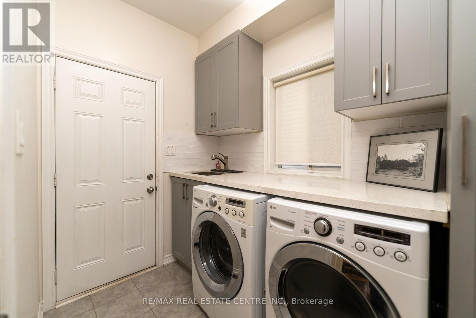417 TANSLEY STREET — photo 16