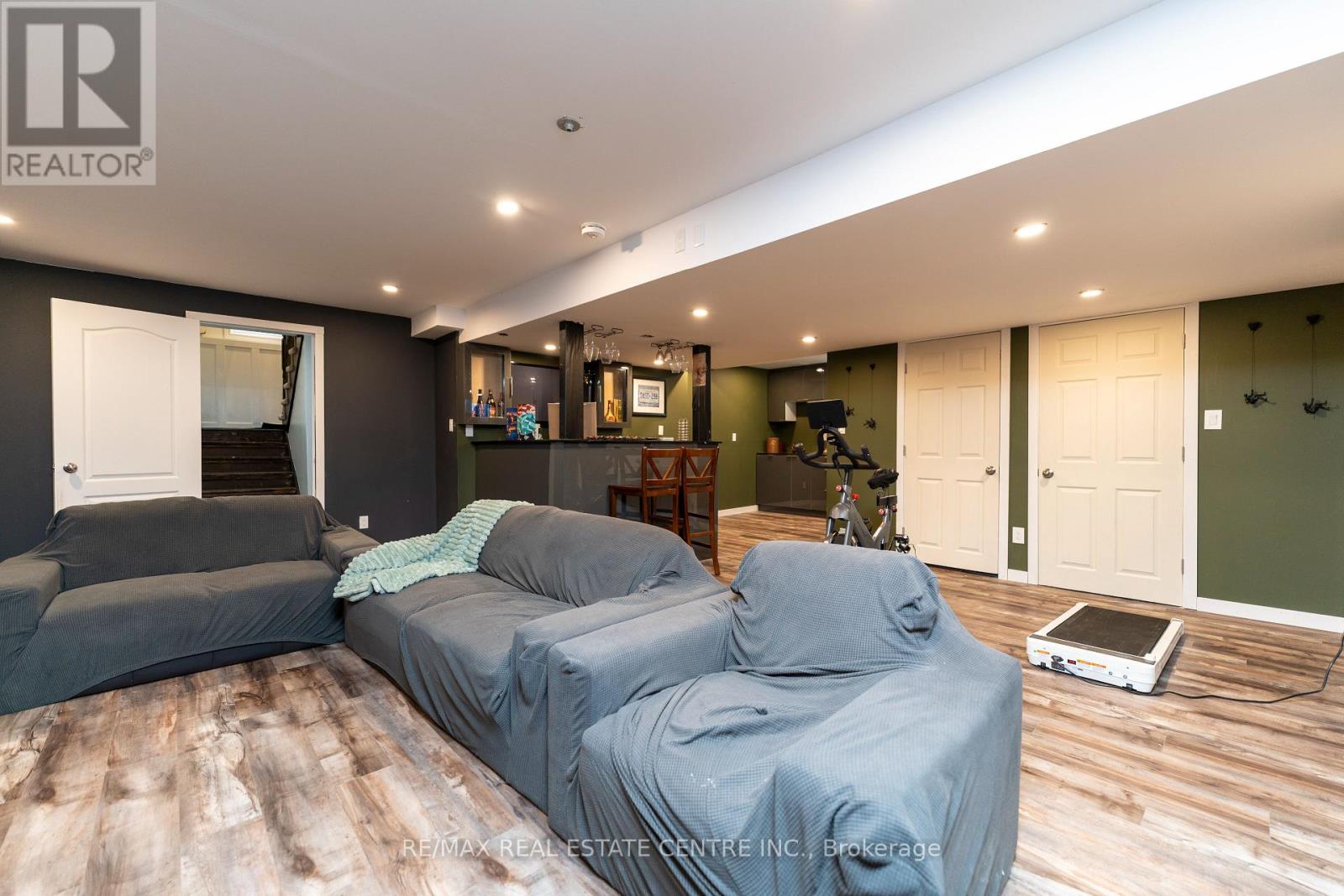 417 TANSLEY STREET — photo 30