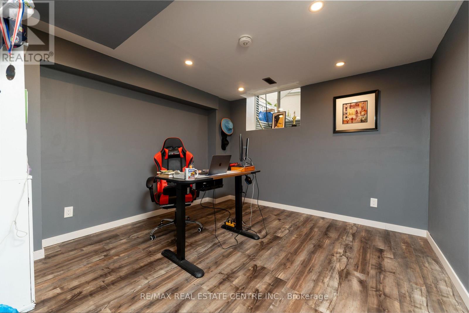 417 TANSLEY STREET — photo 34