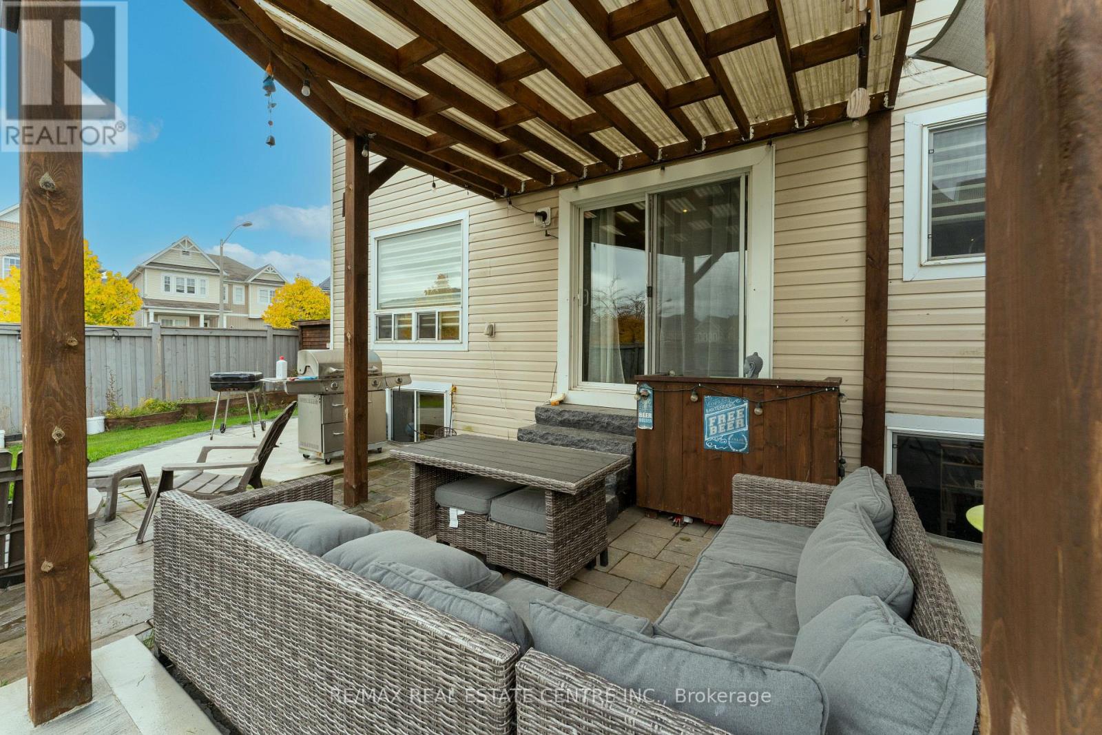 417 TANSLEY STREET — photo 37