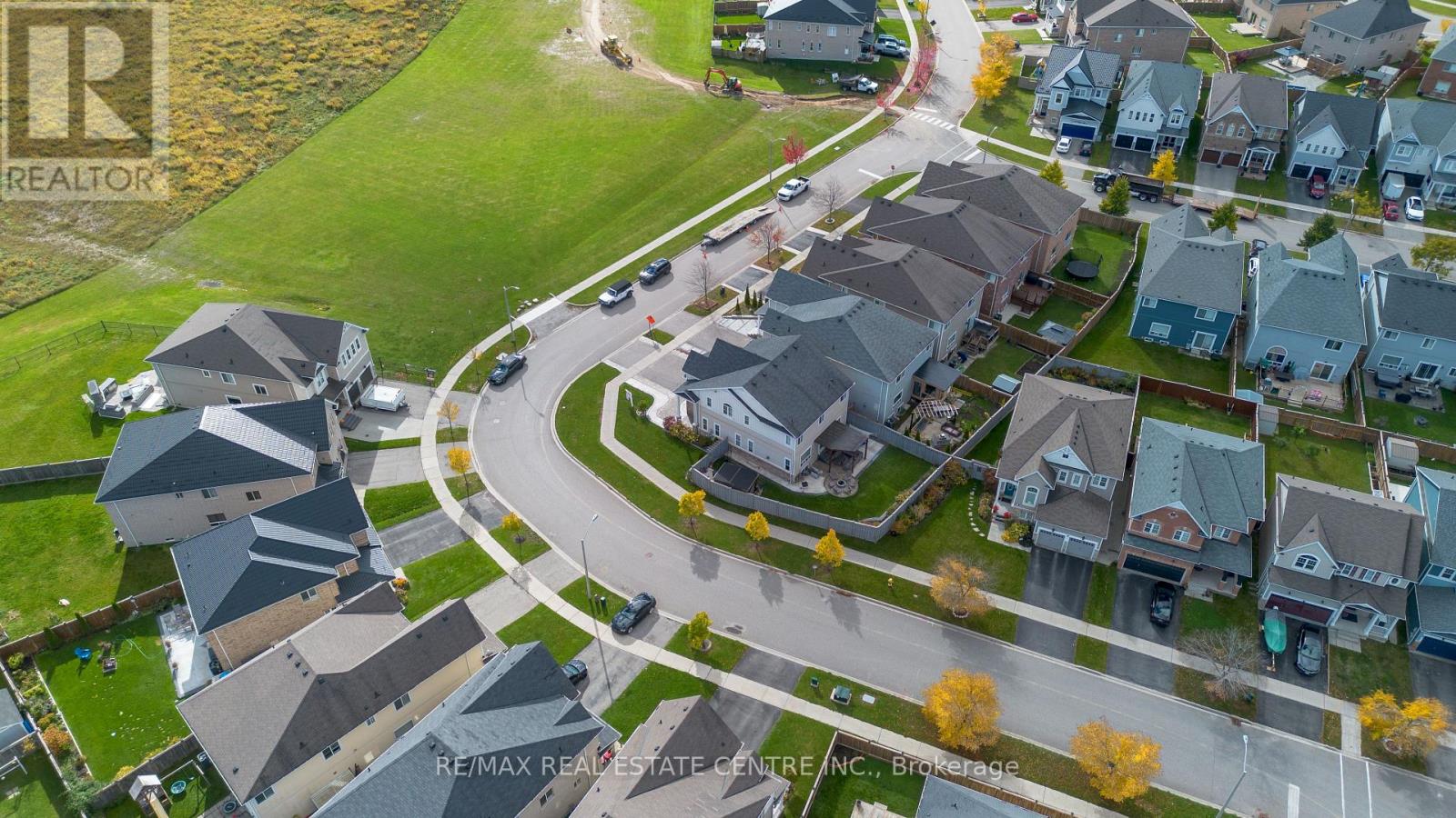 417 TANSLEY STREET — photo 44