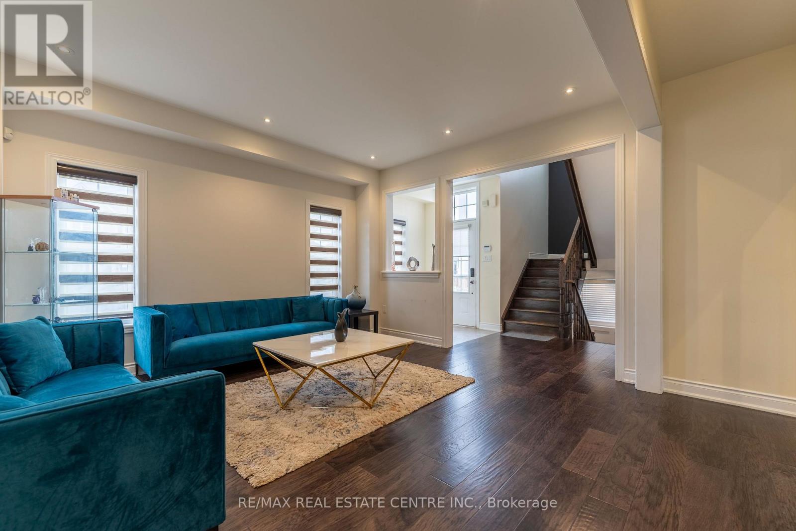 417 TANSLEY STREET — photo 8