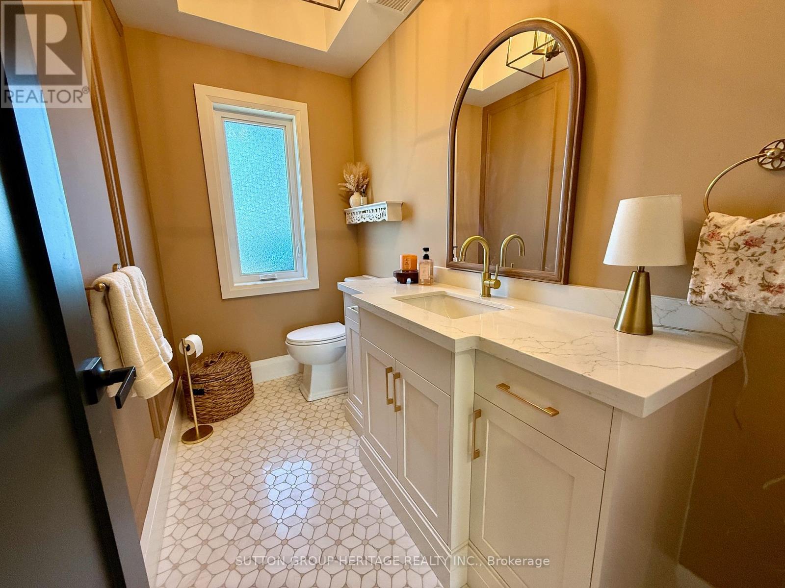 16 COULCLIFF BOULEVARD - 12