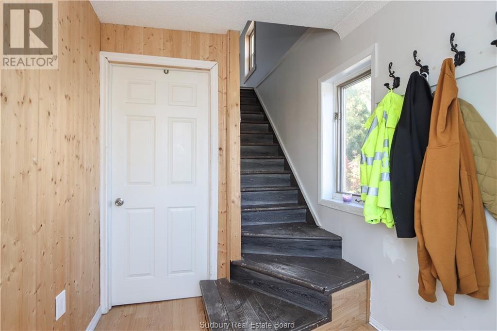 1233 Notre Dame Avenue, Sudbury, Ontario, P3A2T8 — Photo 3