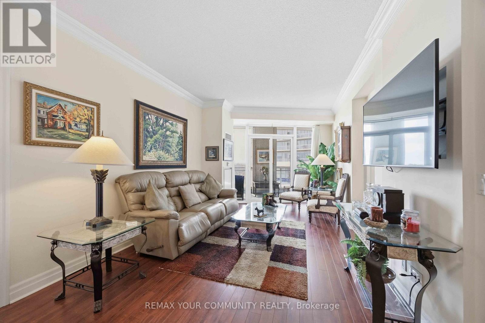 #215 58 MARINE PARADE DRIVE - 14