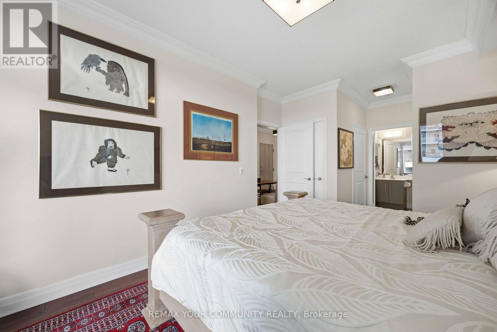 #215 58 MARINE PARADE DRIVE - 20