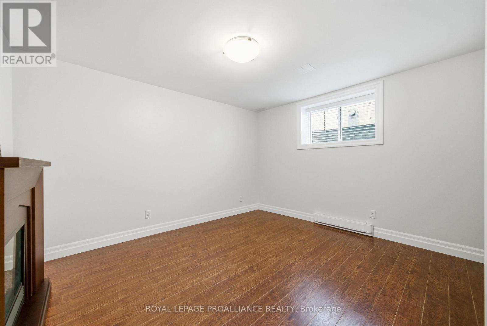 6 ASPEN DRIVE - 26