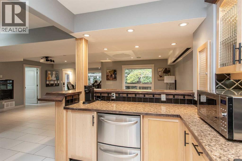 Basement - Kitchen