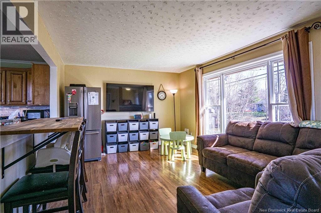 473 Route 102 - Image 2