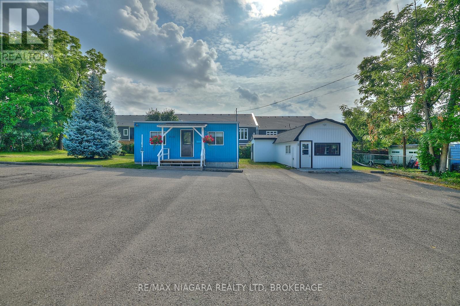 210 RIDGEWAY ROAD — photo 15