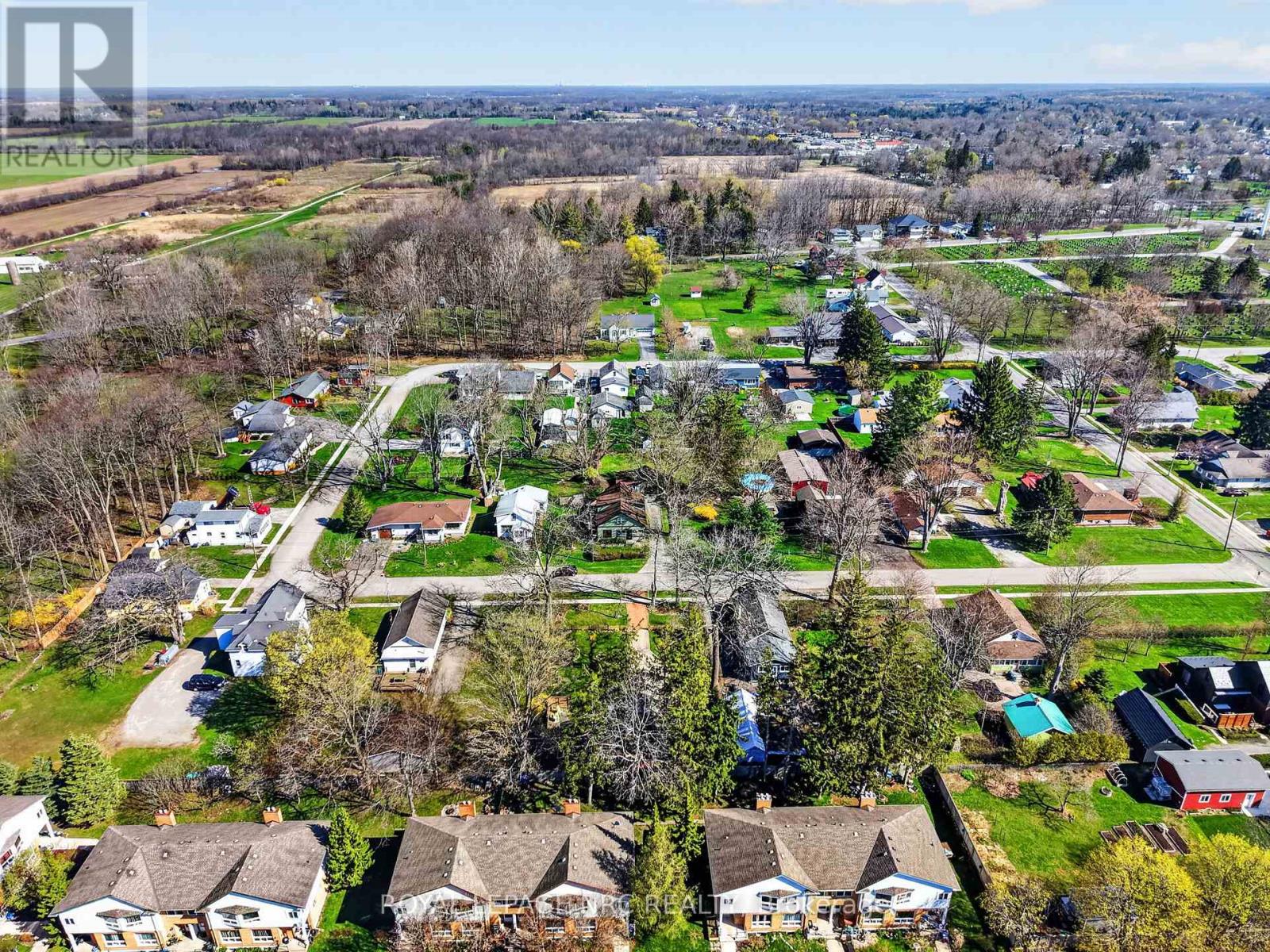 3979 WELLINGTON COURT — photo 33