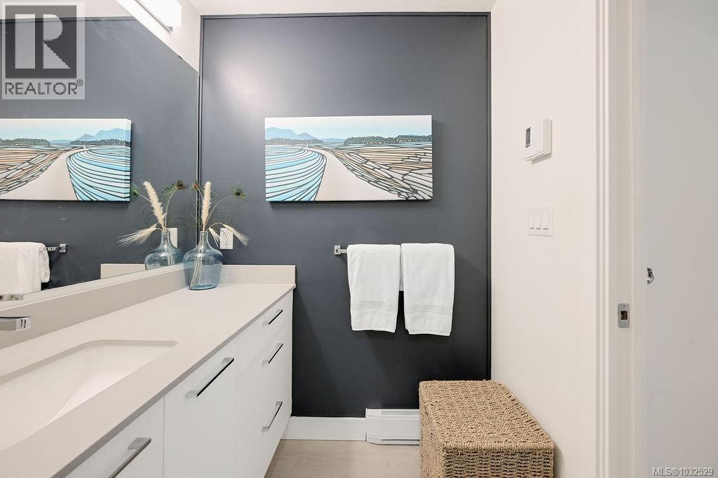 111 960 Reunion Avenue, Langford