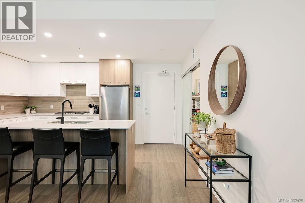 111 960 Reunion Avenue, Langford