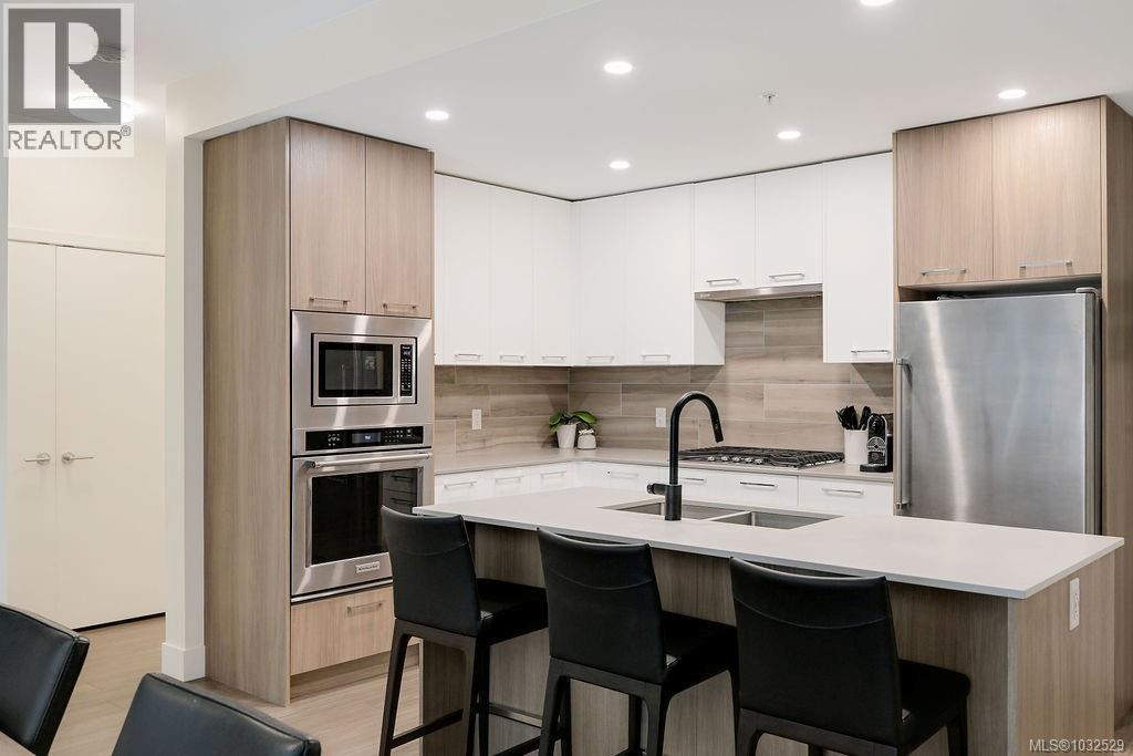 111 960 Reunion Avenue, Langford