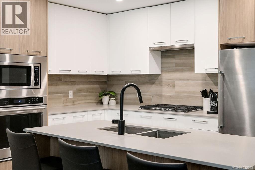 111 960 Reunion Avenue, Langford