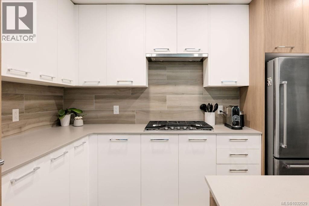 111 960 Reunion Avenue, Langford