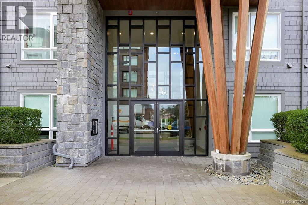 111 960 Reunion Avenue, Langford