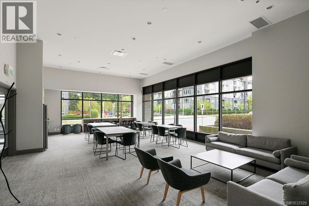 111 960 Reunion Avenue, Langford