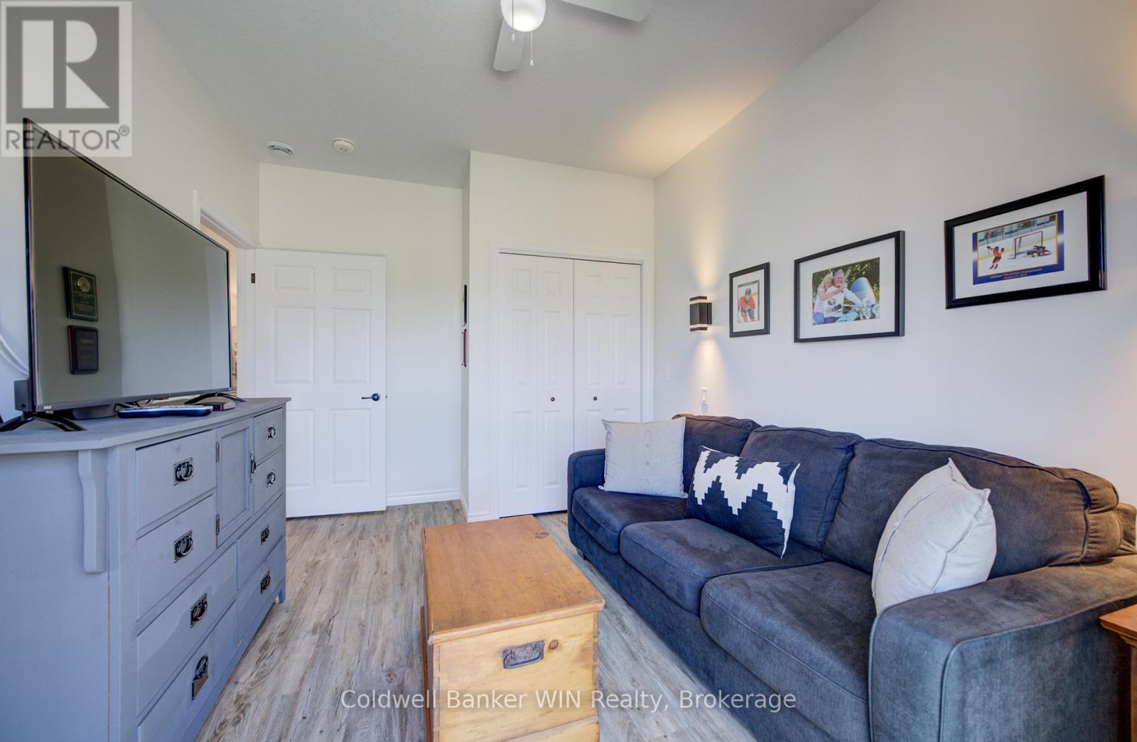 115 BROOMER CRESCENT - 26